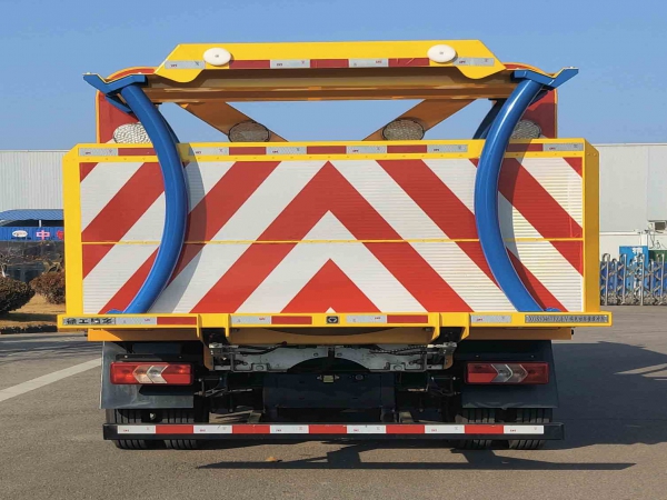 江鈴純電動防撞緩沖車 江鈴純電動防撞緩沖車