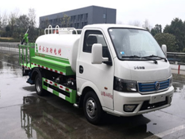 3方東風(fēng)純電動灑水車